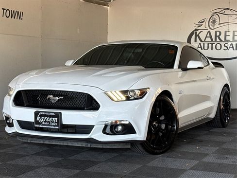 Used 2016 Ford Mustang GT Premium w/ Equipment Group 401A RWD image 18