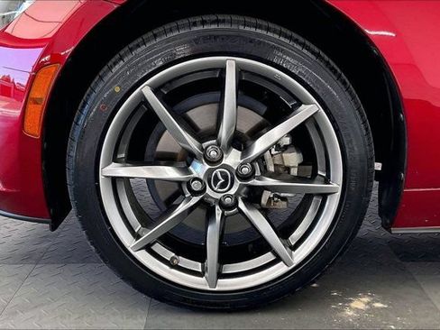 Used 2023 MAZDA MX-5 Miata Grand Touring w/ Weather Package RWD image 7