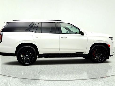Used 2022 Cadillac Escalade Sport w/ Touring Package AWD/4WD image 4