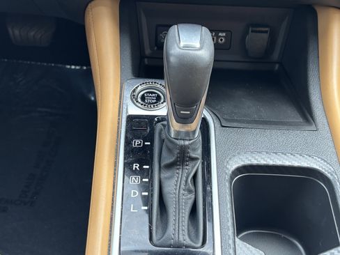 Used 2024 Nissan Sentra SV w/ SV Premium Package image 23