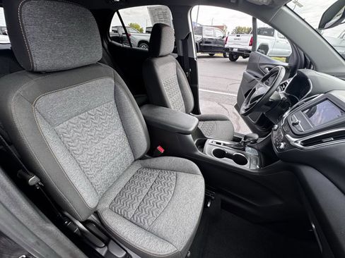 Used 2022 Chevrolet Equinox LT image 12