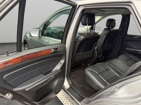 Used 2010 Mercedes-Benz ML 350 4MATIC image 12