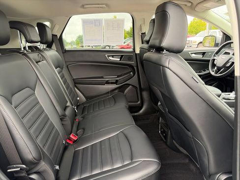 Used 2024 Ford Edge SEL w/ Convenience Package AWD/4WD image 31