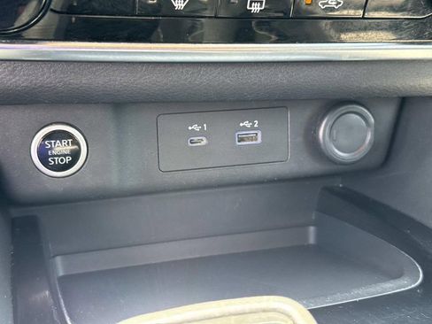 Certified 2021 Nissan Rogue S FWD image 24