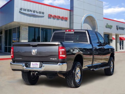 Used 2022 RAM 2500 Big Horn w/ Level C Equiment Group image 5