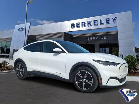 Used 2021 Ford Mustang Mach-E Select w/ Comfort/Appearance Package image 1