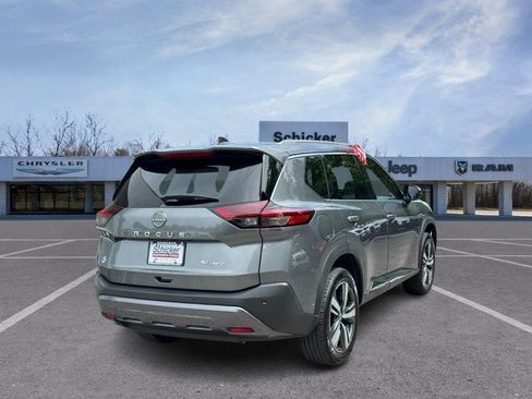 Used 2023 Nissan Rogue SL w/ SL Premium Package AWD/4WD image 3