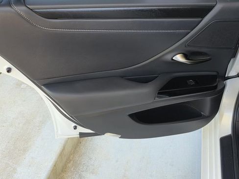 Certified 2024 Lexus ES 350 w/ Premium Package FWD image 32