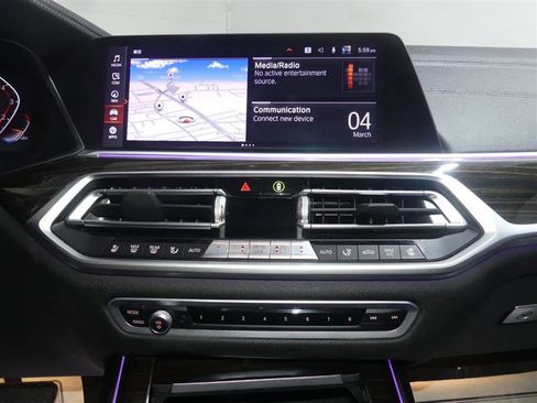 Used 2020 BMW X7 xDrive40i w/ Premium Package image 36