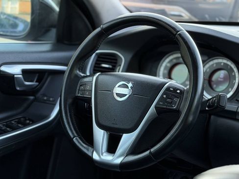 Used 2013 Volvo S60 T5 AWD/4WD image 19