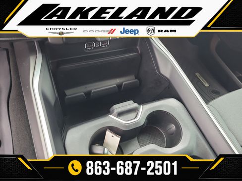 Used 2023 RAM 1500 Big Horn AWD/4WD image 25