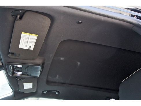 Used 2019 Chevrolet Blazer Premier w/ Sun and Wheels Package FWD image 26