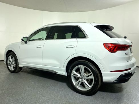 Used 2020 Audi Q3 2.0T Premium Plus w/ Premium Plus Package image 31