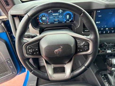 Certified 2025 Ford Bronco Badlands AWD/4WD image 18