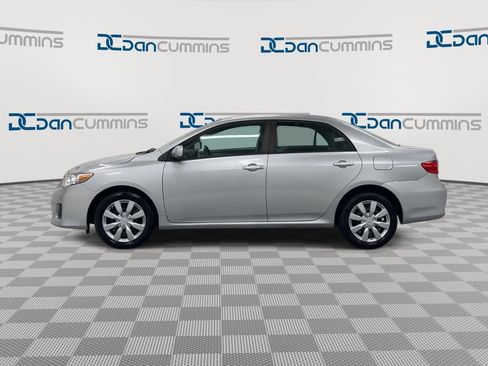 Used 2012 Toyota Corolla LE FWD image 5