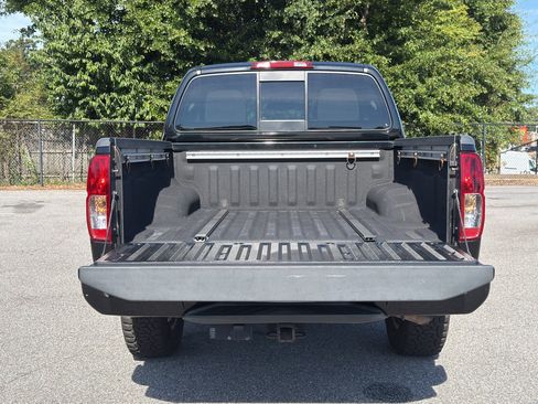 Used 2020 Nissan Frontier SV AWD/4WD image 9