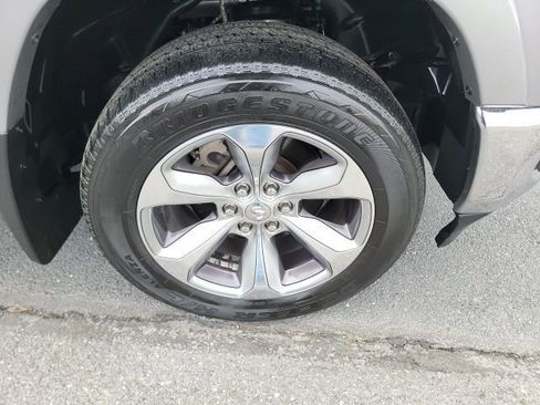 Used 2021 RAM 1500 Limited image 12