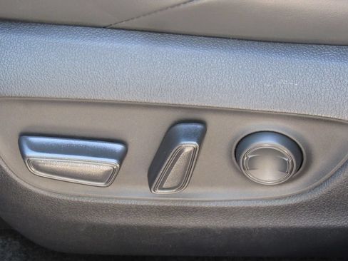 Used 2024 Toyota RAV4 XSE w/ Weather Package AWD/4WD image 13