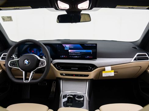 New 2026 BMW 330i xDrive Sedan w/ M Sport Package image 10