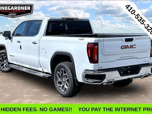 New 2026 GMC Sierra 1500 SLT w/ SLT Premium Package AWD/4WD image 3