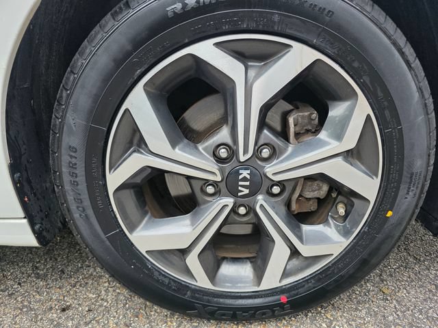 Used 2021 Kia Forte LXS FWD image 7