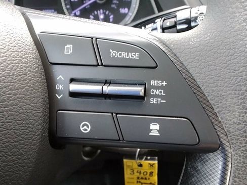 Used 2021 Hyundai Sonata SE w/ Preferred Accessory Package image 14