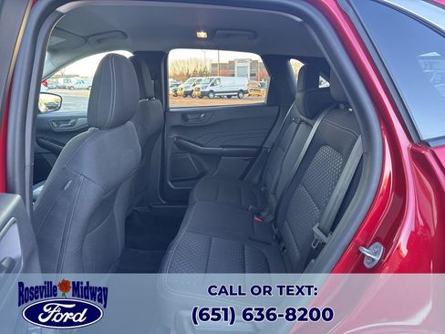 Used 2023 Ford Escape Active image 28