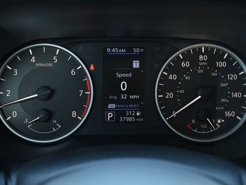 Used 2024 Nissan Sentra S image 17