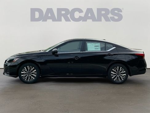 Used 2026 Nissan Altima 2.5 SV FWD image 4