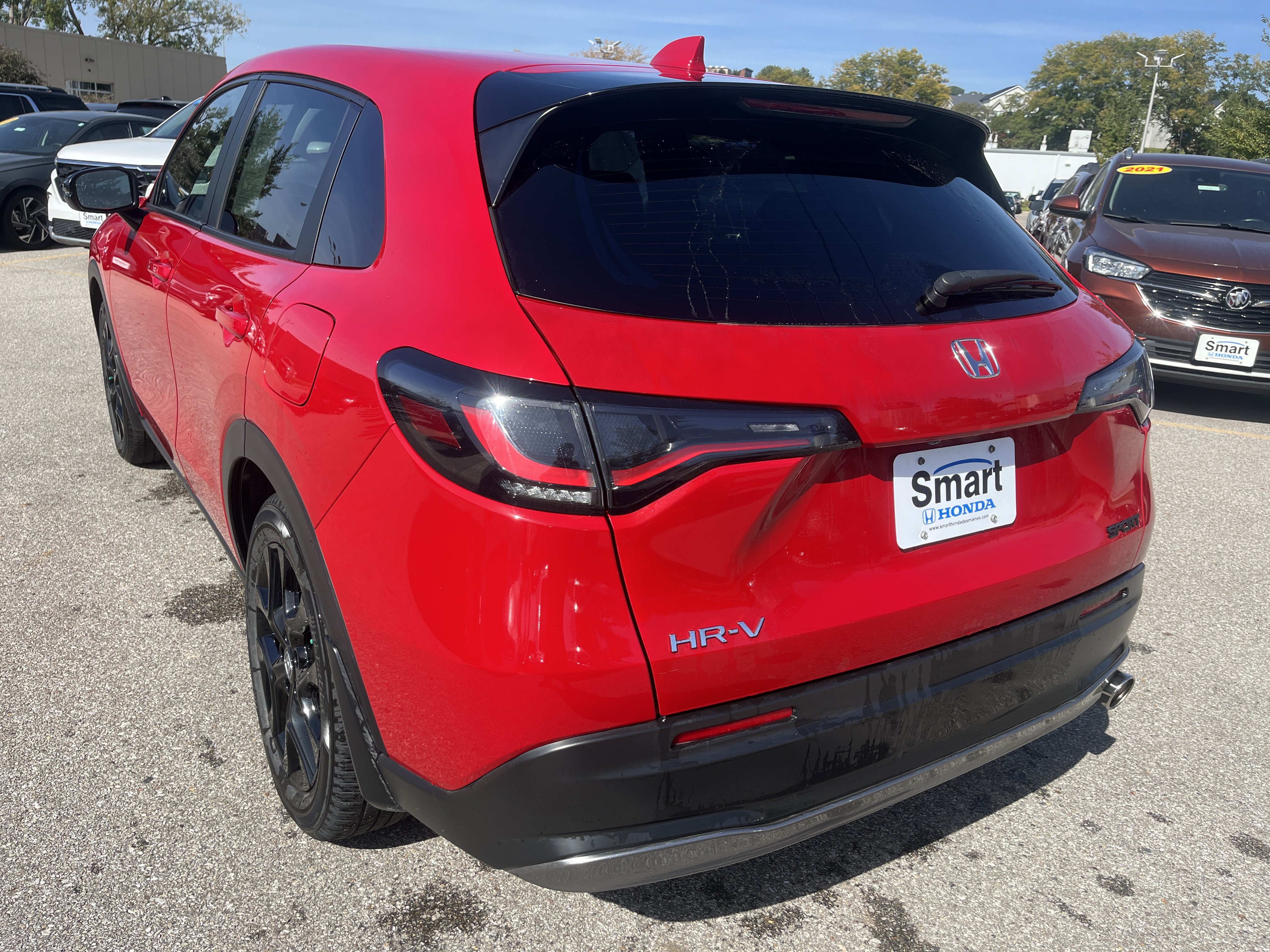 Used 2025 Honda HR-V Sport image 6