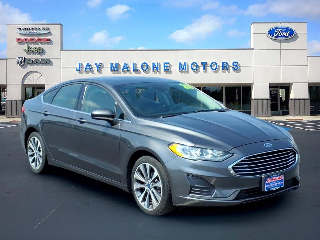 Used 2020 Ford Fusion SE AWD/4WD image 9