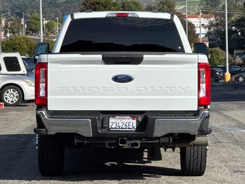 Certified 2023 Ford F350 XLT image 5