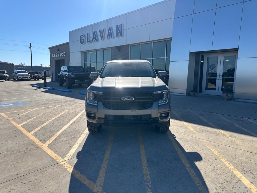 New 2026 Ford Ranger Lariat w/ FX4 Off-Road Package AWD/4WD image 2