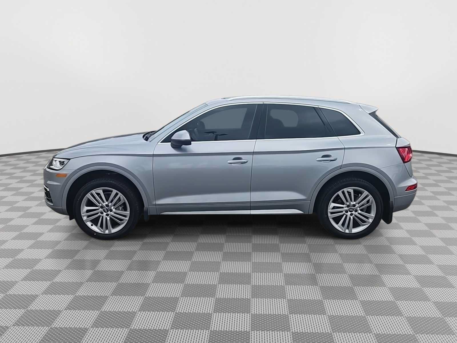 Used 2018 Audi Q5 Prestige w/ Prestige Package AWD/4WD image 5