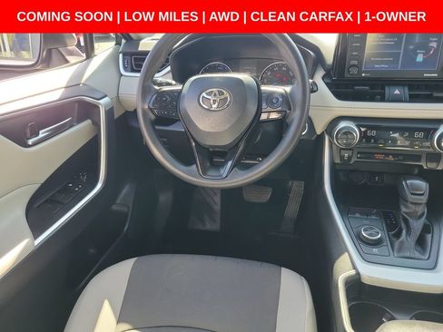 Used 2021 Toyota RAV4 XLE w/ Carpet Mat Package (TMS) AWD/4WD image 13
