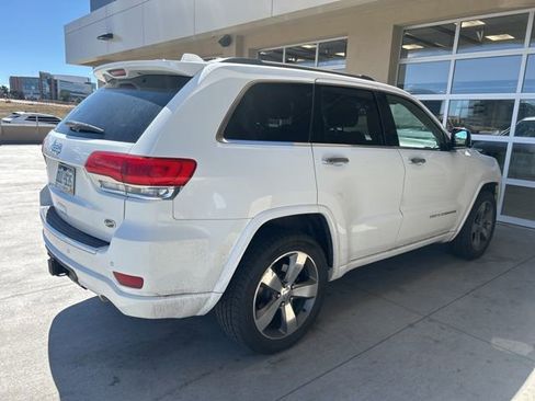 Used 2016 Jeep Grand Cherokee Overland image 3