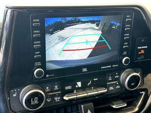 Used 2021 Toyota Highlander XSE AWD/4WD image 15