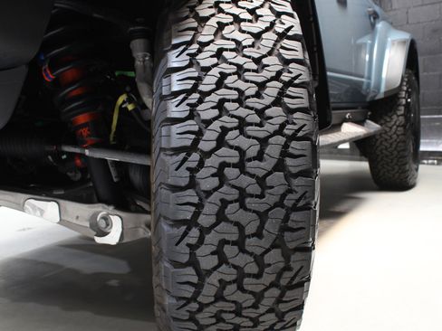Used 2025 Ford Bronco Raptor w/ Interior Carbon Fiber Pack AWD/4WD image 26