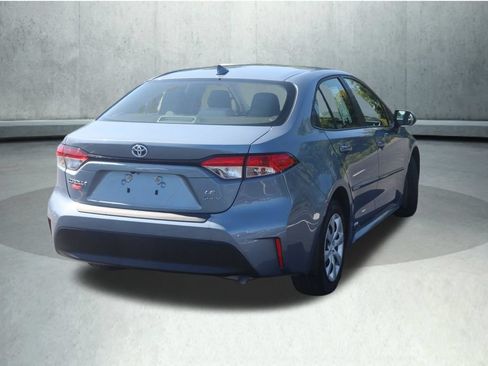 Used 2025 Toyota Corolla LE AWD/4WD image 15
