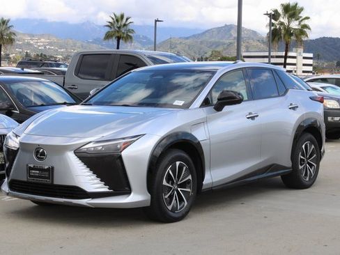 Certified 2023 Lexus RZ 450e Premium image 3