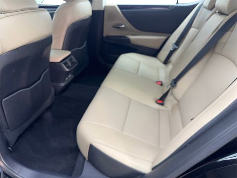 Used 2021 Lexus ES 250 w/ Premium Package image 33