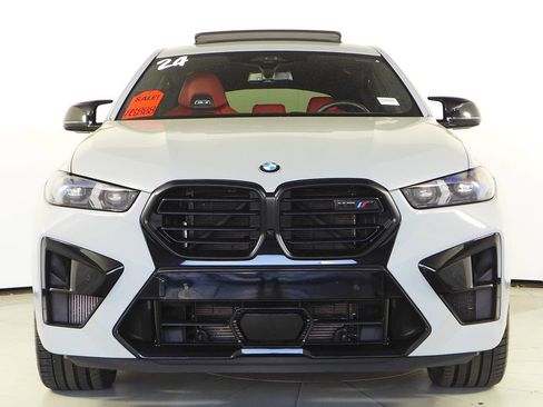 Used 2024 BMW X6 M Competition w/ Executive Package image 3