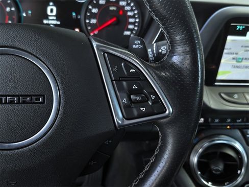 Used 2016 Chevrolet Camaro SS image 23