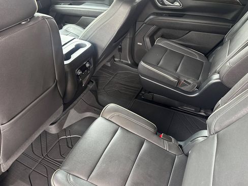 Used 2023 Chevrolet Tahoe Premier AWD/4WD image 6