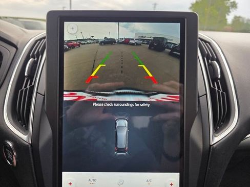 Used 2024 Ford Edge Titanium AWD/4WD image 32