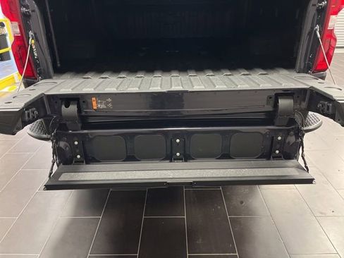 Used 2024 Chevrolet Silverado 2500 LTZ w/ LTZ Convenience Package image 29