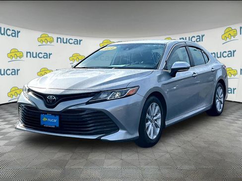 Used 2019 Toyota Camry LE w/ Convenience Package image 3