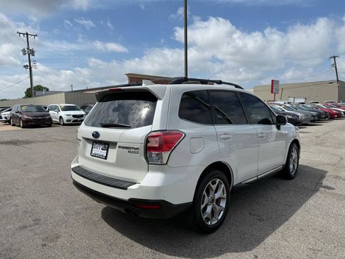 Used 2017 Subaru Forester 2.5i Touring w/ Popular Package #2 image 8