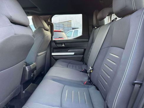 Used 2024 Toyota Tacoma TRD Sport w/ TRD Sport Upgrade Package image 11