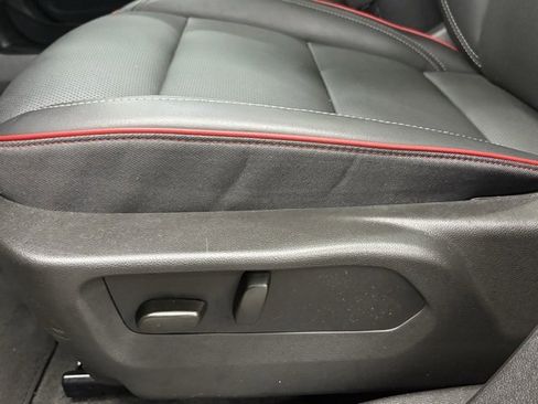 Used 2023 Buick Envision Essence w/ Sport Touring Package image 16